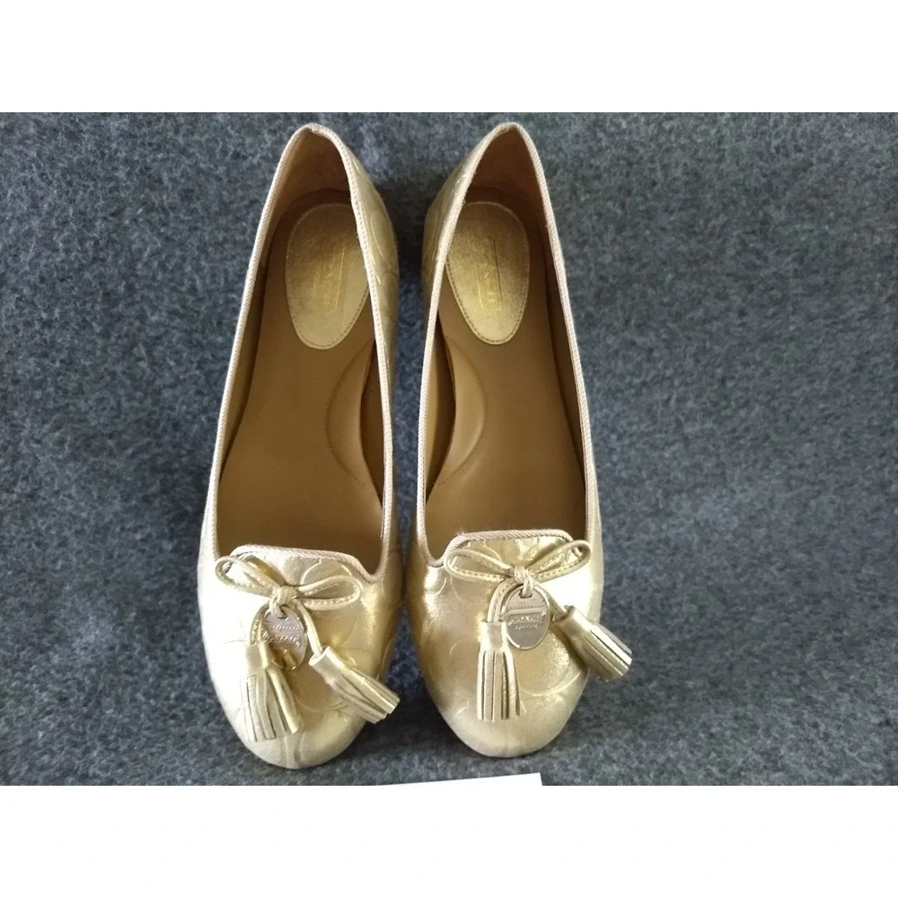 Coach Ballet Flats Womens 8 Dahlila Gold Embossed Signature C Logo Shoes NEW